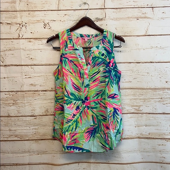 Lilly Pulitzer Tops - Lilly Pulitzer Green Summer Beach Sleeveless Top